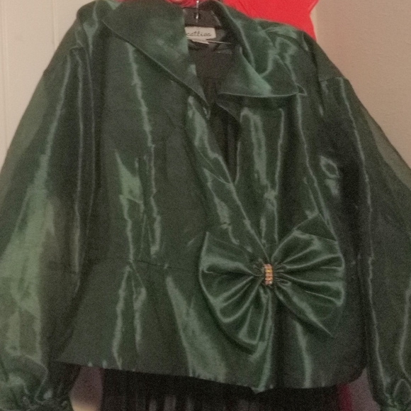 Ann Hobbs for Cattiva - Picture 3 of 10